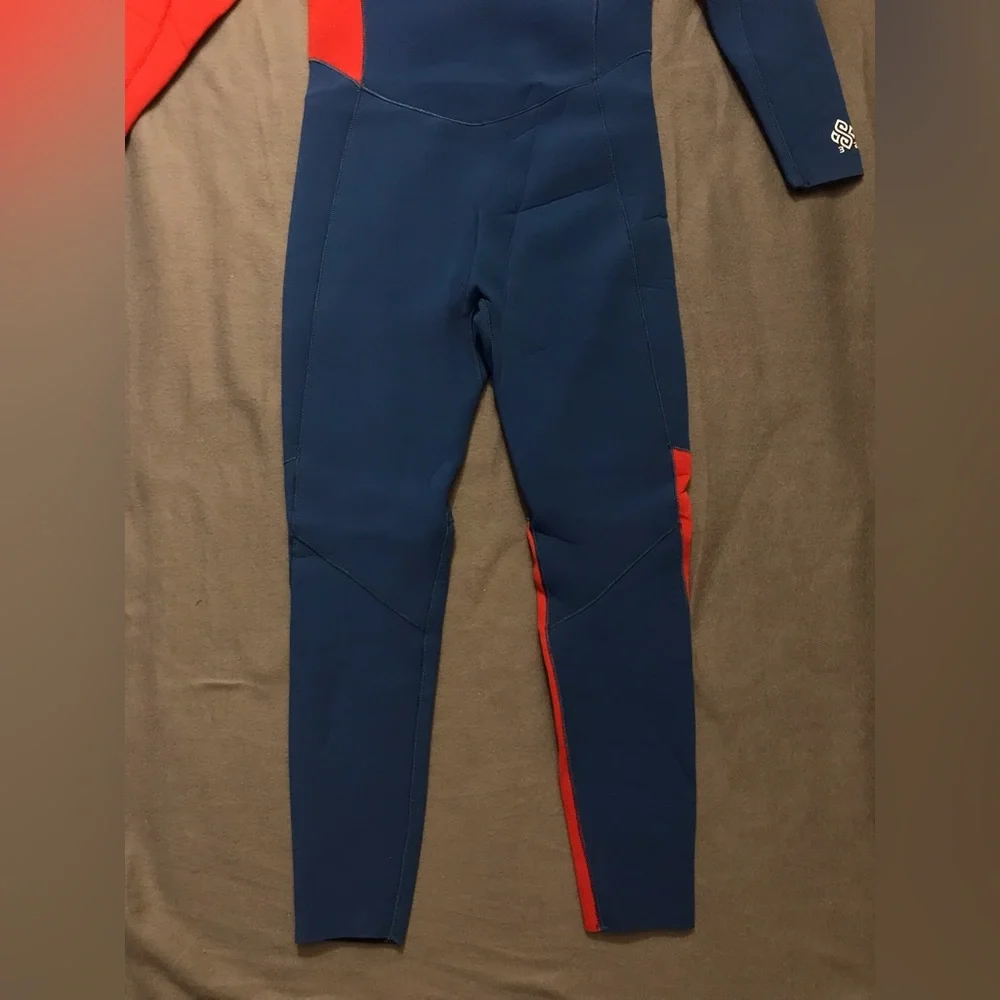 NWOT Seaskin Kid’s 3/2mm Full Wetsuit
